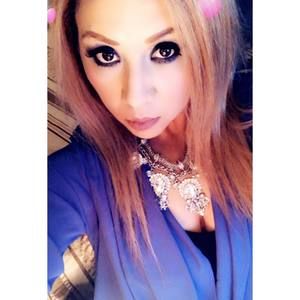 Meet your Posher, Elvira